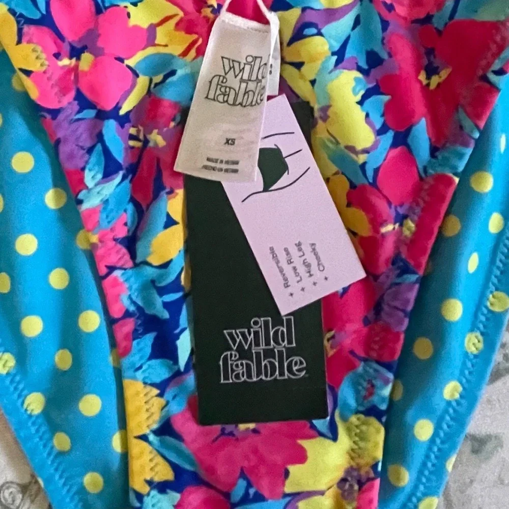 Wild Fable Bikini Bottom Bundle Reversible Floral Polka Dot Stripe XXS 2 pairs